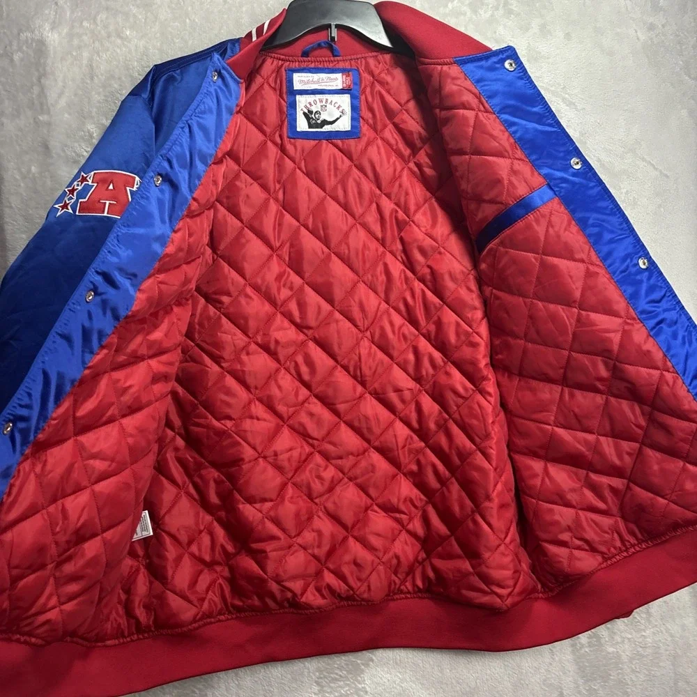 NWT New England Patriots Mitchell & Ness Throwback Jacket Size 2XL Brand New
